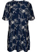 Kort A-linjeformad kl&auml;nning med broderat m&ouml;nster, Bl&aring;, Packshot image number 0