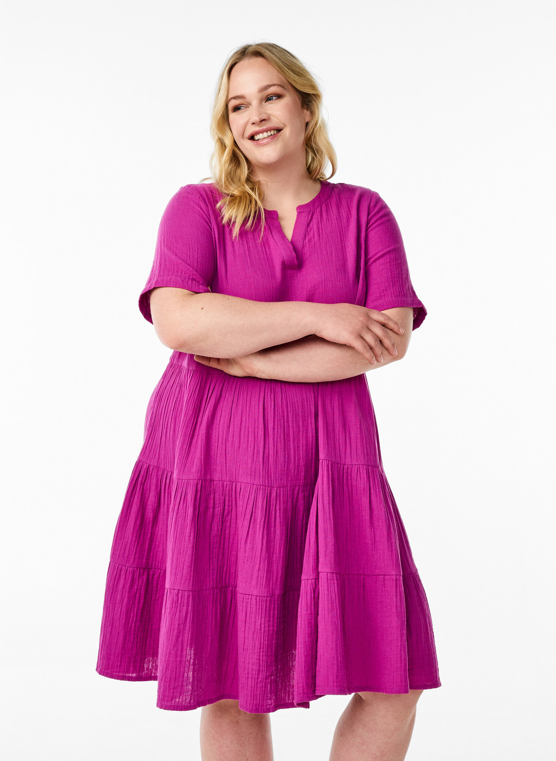 Zizzi Kn&auml;l&aring;ng muslinkl&auml;nning i bomull med A-linjesk&auml;rning, Lila, Model image number 0