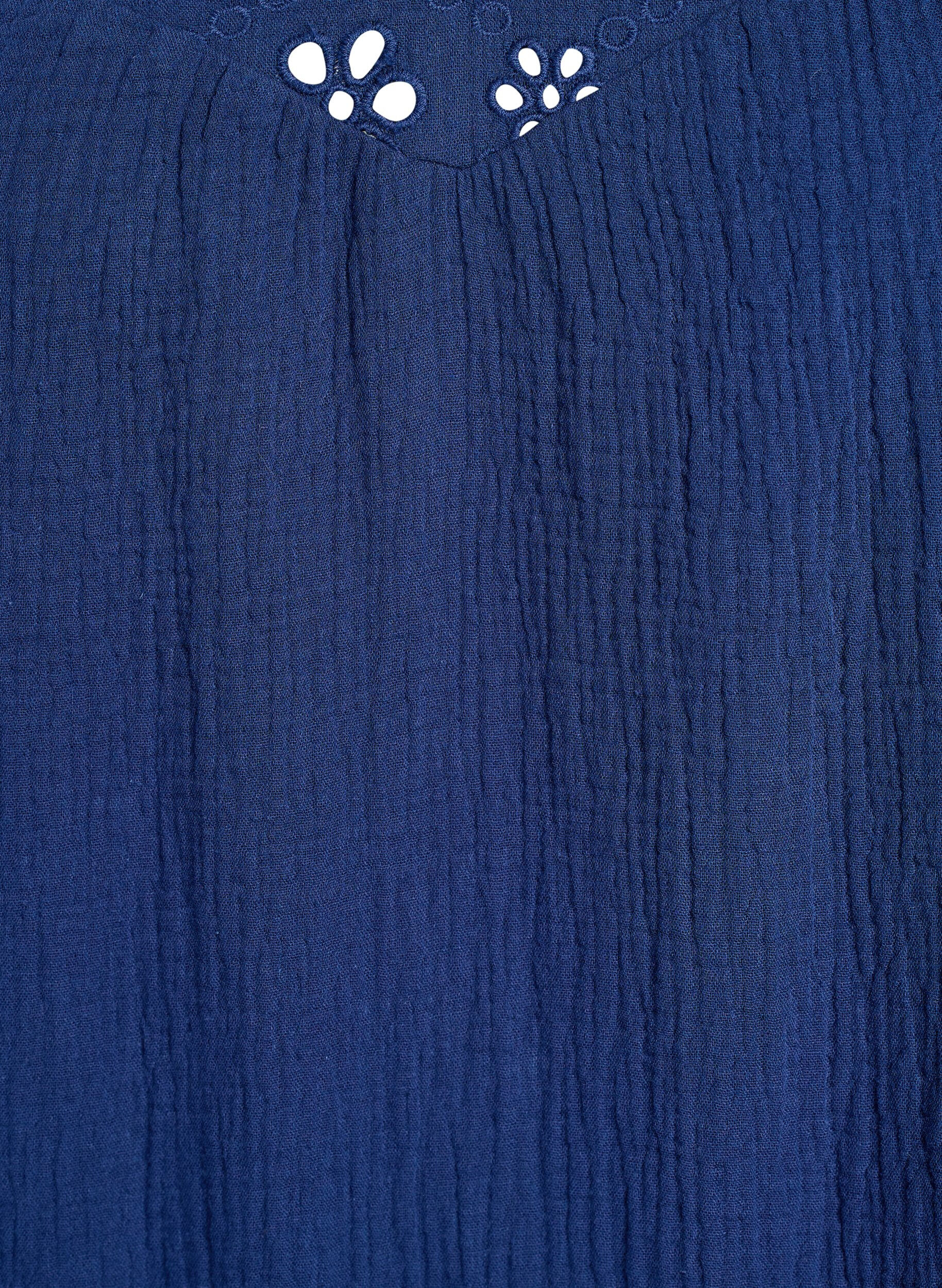 ZizziBlus i bomullsmuslin med broderie anglaise och 1/2-&auml;rm, Bl&aring;, Packshot image number 2