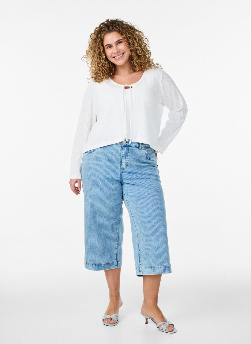 Stickad kofta med textur och knytning framtill, Vit, Model image number 1