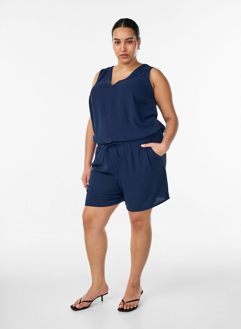 Shorts med fickor och res&aring;r i midjan, Bl&aring;, Model image number 1