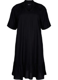 Kortärmad klänning i viskos med v-ringning, Black