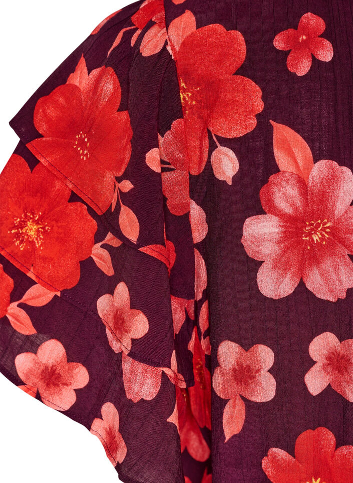 Blommig blus i viskos med volang&auml;rmar, Lila, Packshot image number 3