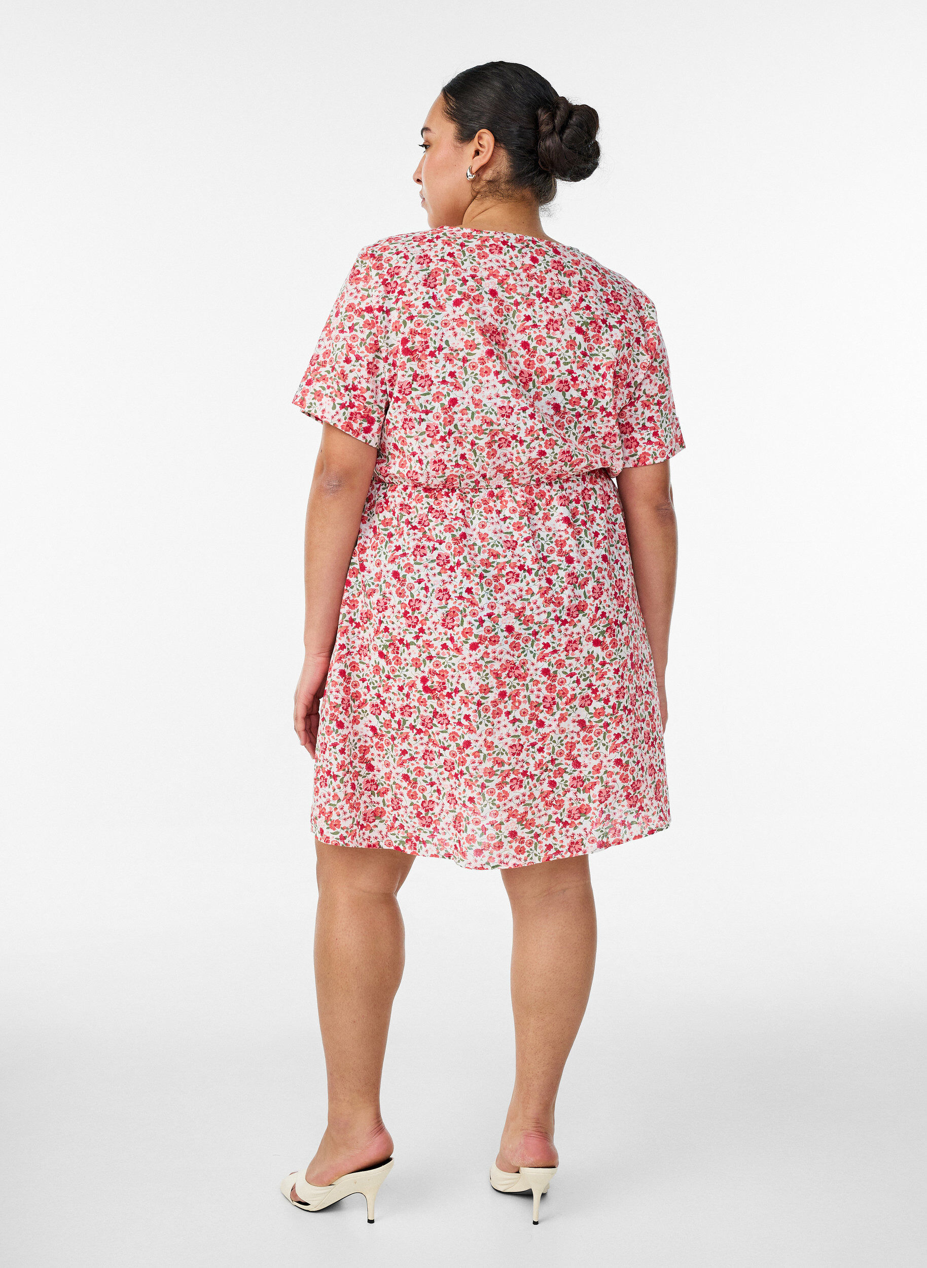 ZizziKort kl&auml;nning i bomull med blommigt m&ouml;nster, R&ouml;d, Model image number 2