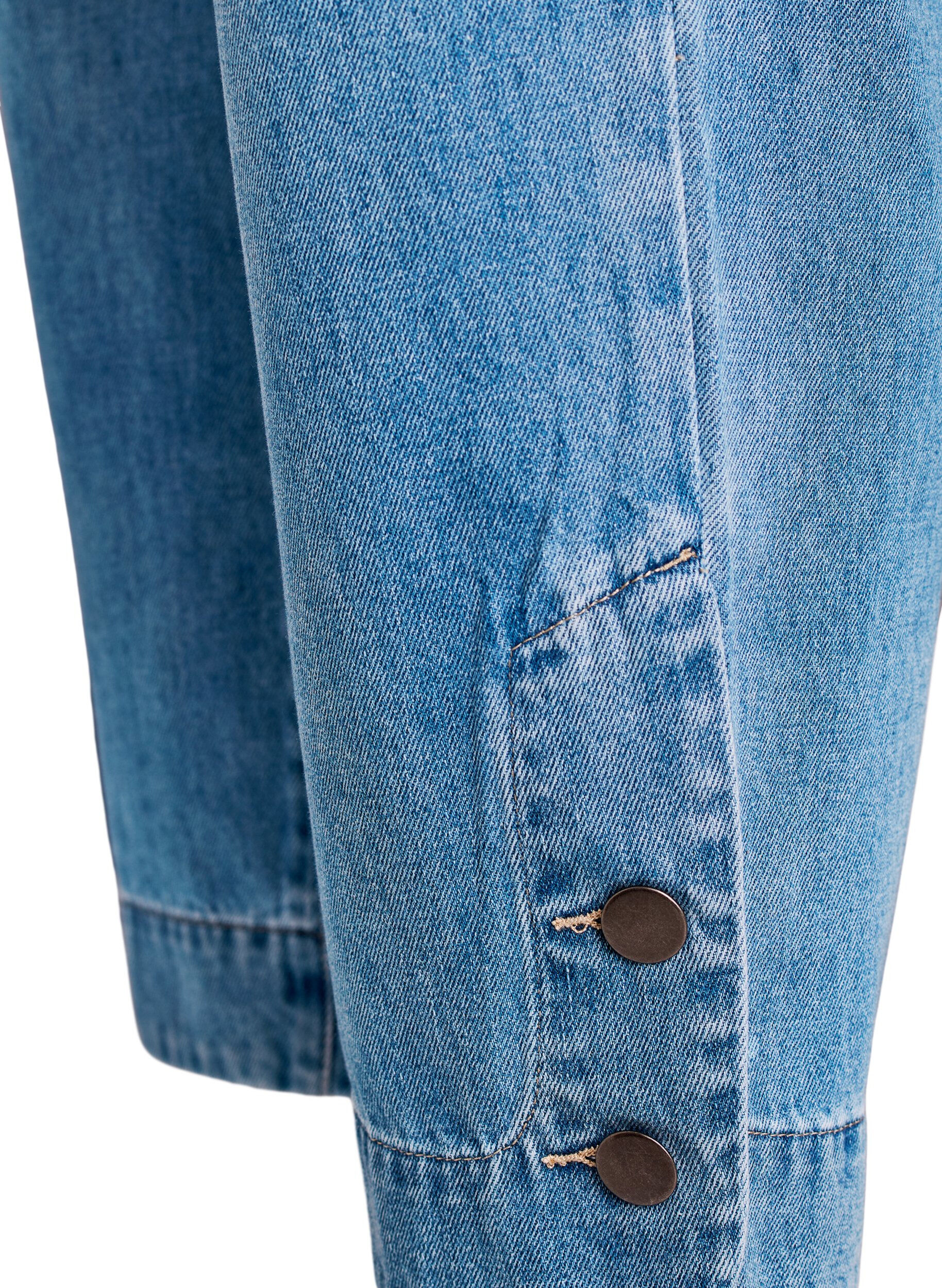 ZizziCroppade Kiana-jeans med rak passform och knappdetaljer, Bl&aring;, Packshot image number 3