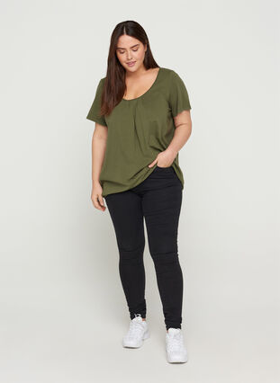 T-shirt med rund halsringning och spetskant, Ivy Green, Model image number 2