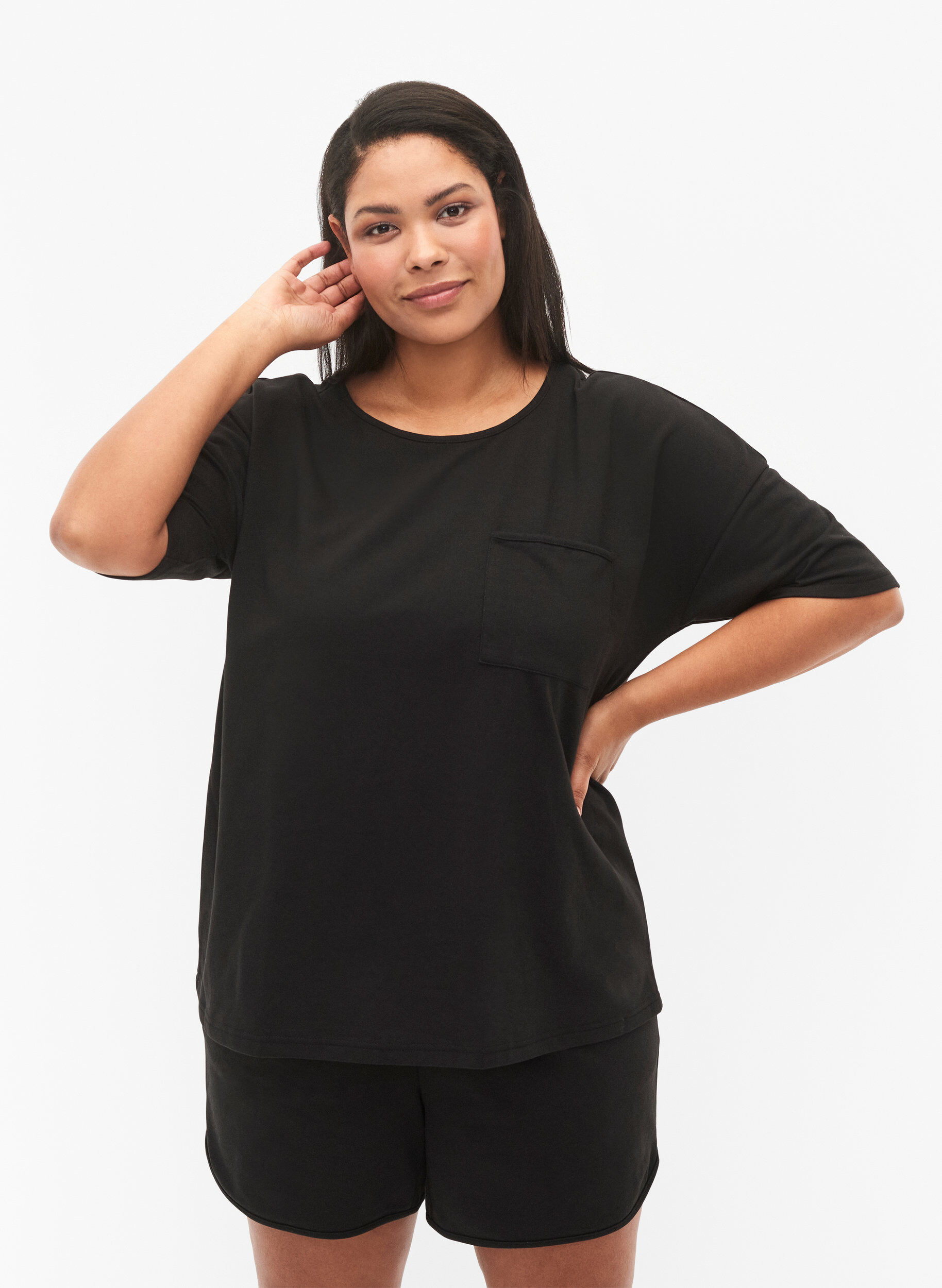 Zizzi Blus med halvl&aring;nga &auml;rmar, Black, Model image number 0