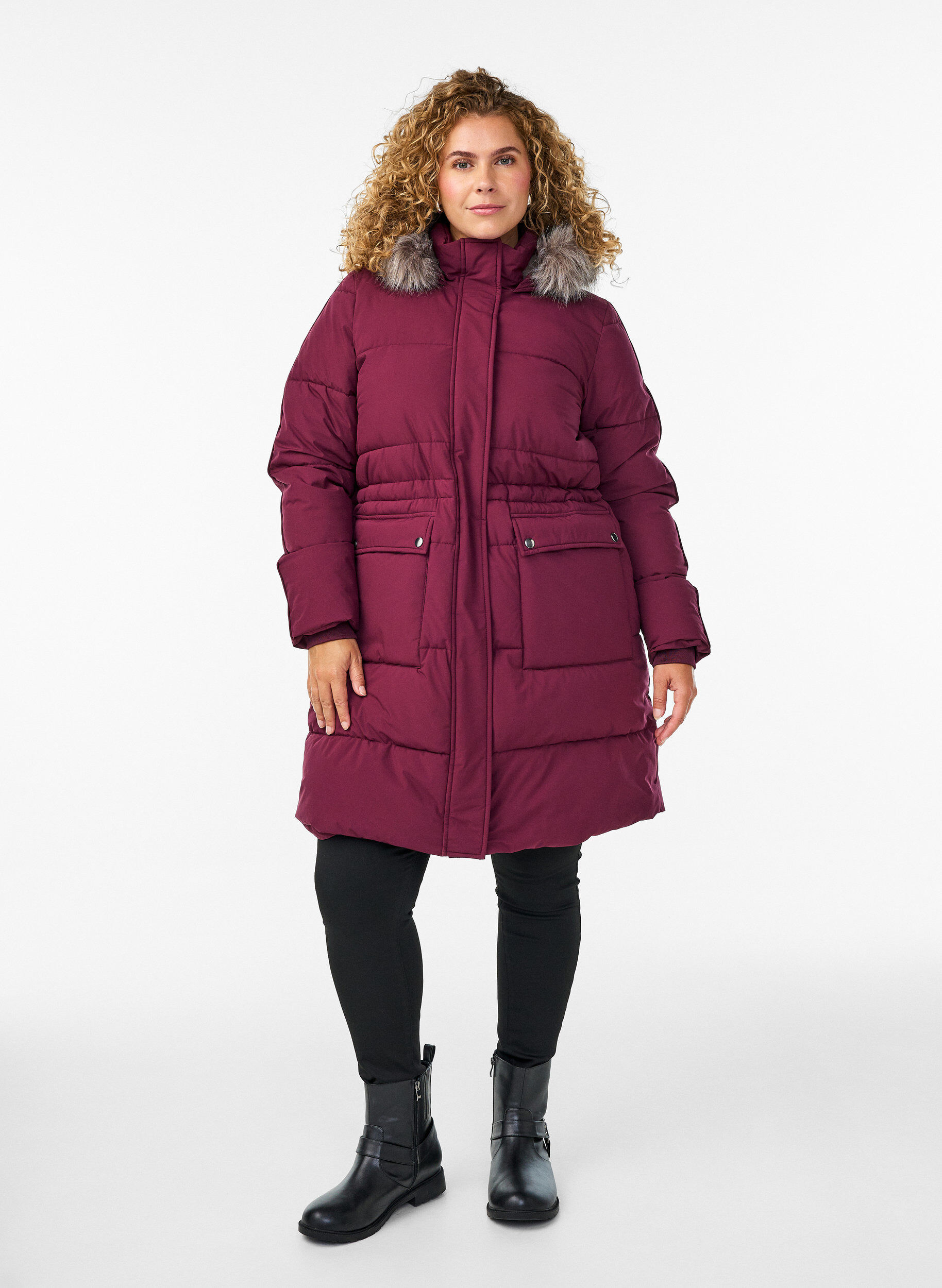 Zizzi Vattenavvisande parkas med krage i fuskp&auml;ls, M&ouml;rk Bordeaux, Model image number 1
