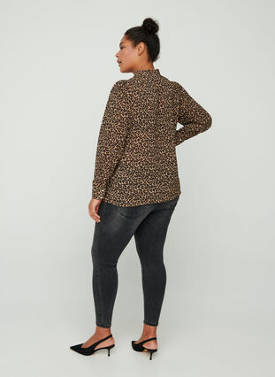 Skjorta med leopardmönster, Leo, Model image number 1