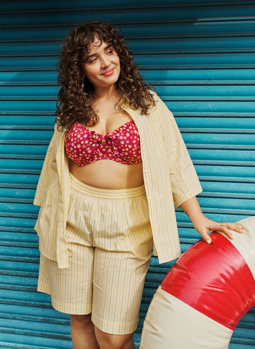 Randig blus i l&ouml;s passform, Gul, Image image number 0