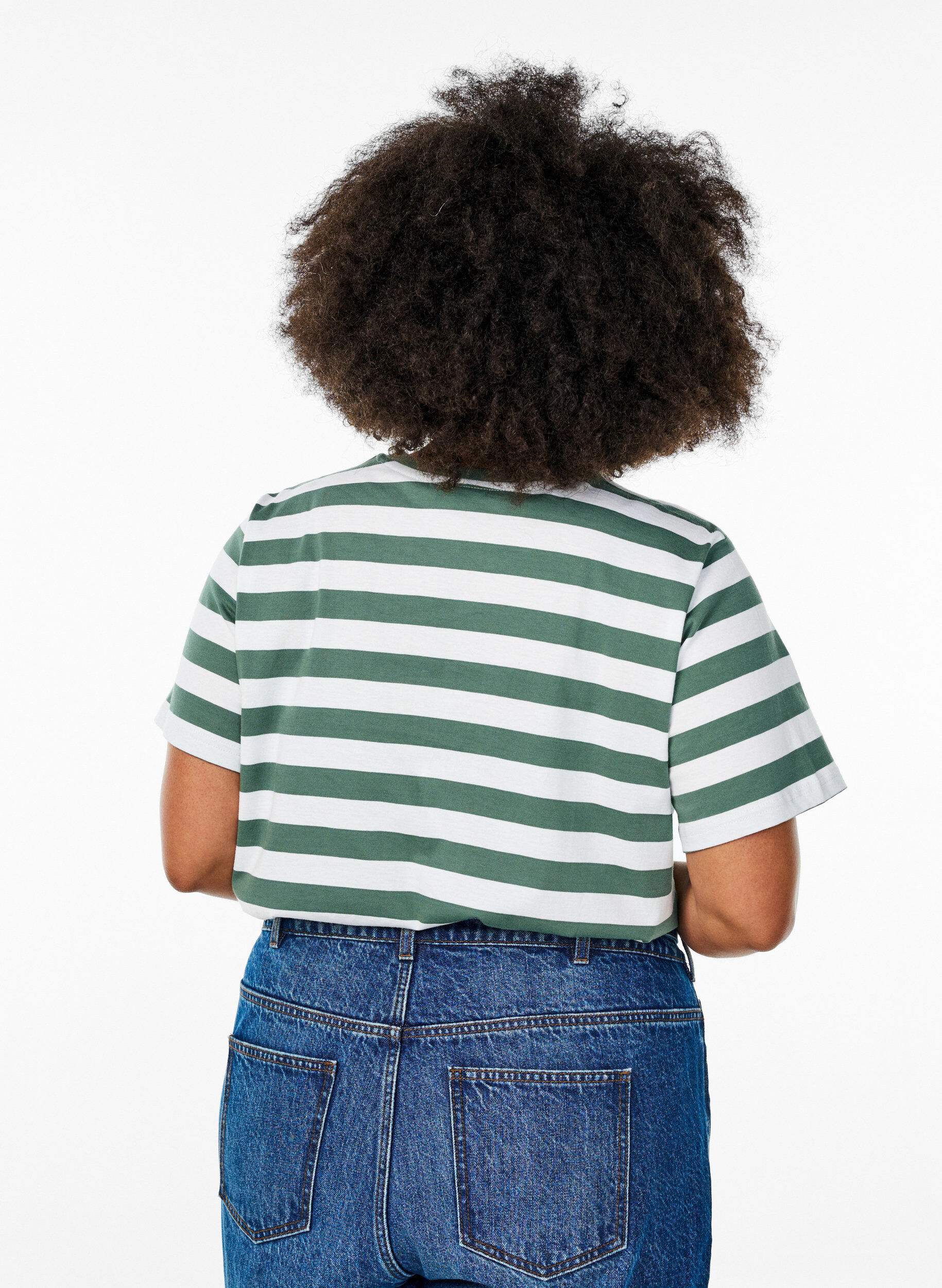 Zizzi T-shirt i ekologisk bomull med r&auml;nder och text, Gr&ouml;n, Model image number 2