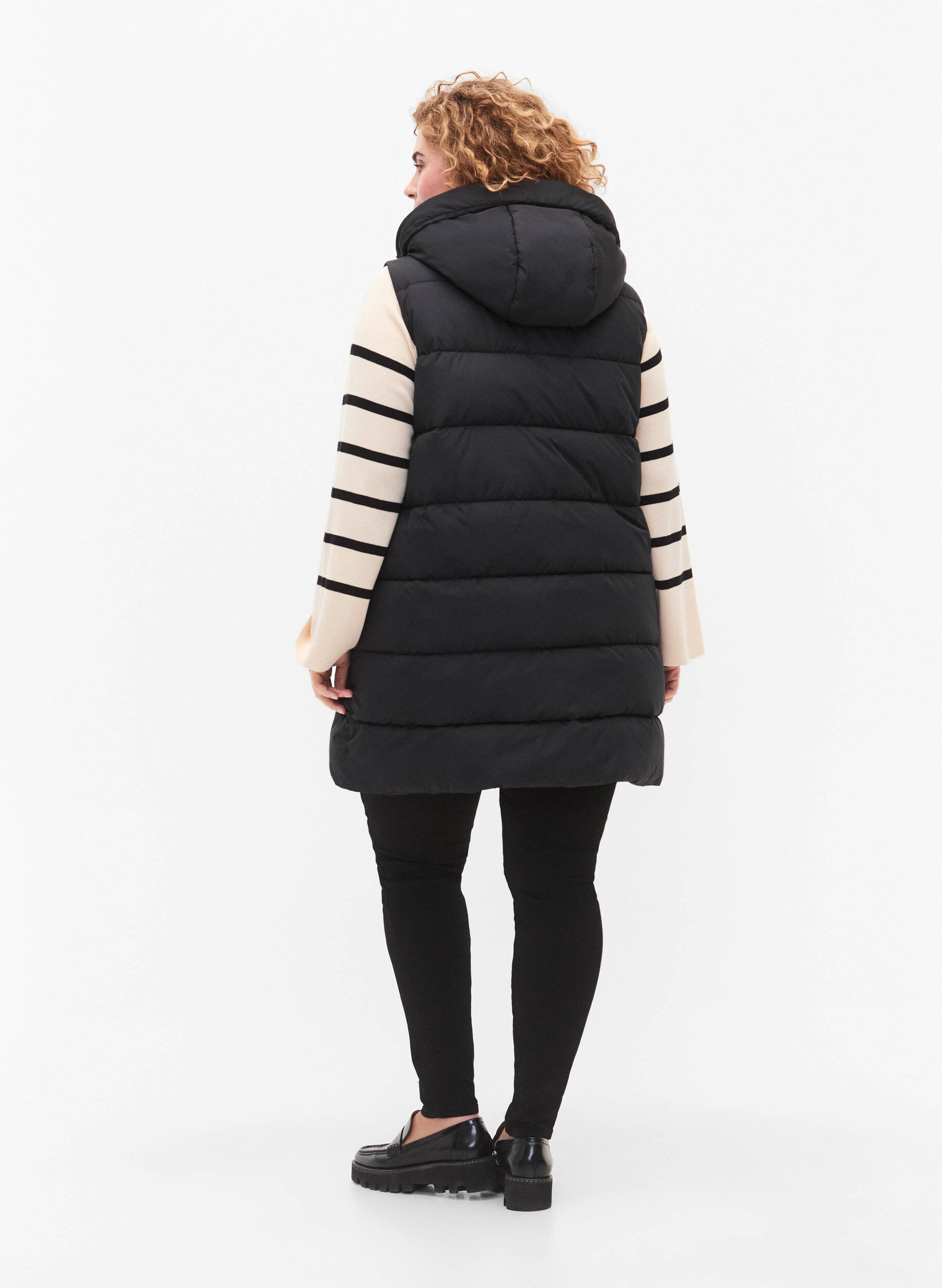ZizziL&aring;ng v&auml;st med huva och fickor, Svart, Model image number 2