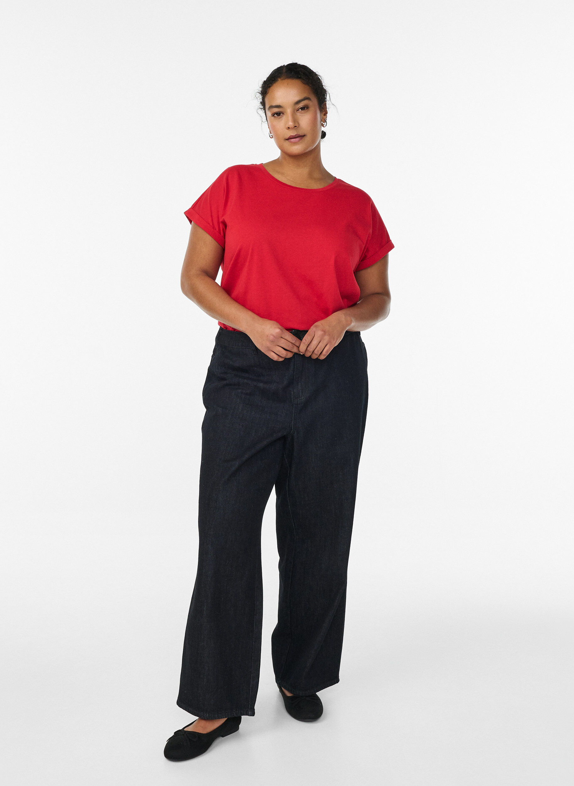 Zizzi Kort&auml;rmad t-shirt i bomullsmix, R&ouml;d, Model image number 1