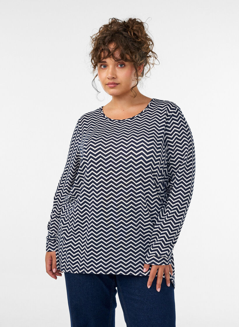M&ouml;nstrad blus med l&aring;nga &auml;rmar, Bl&aring;, Model image number 0