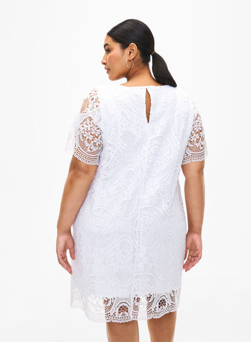 Kortärmad festklänning i spets, Bright White, Model image number 1