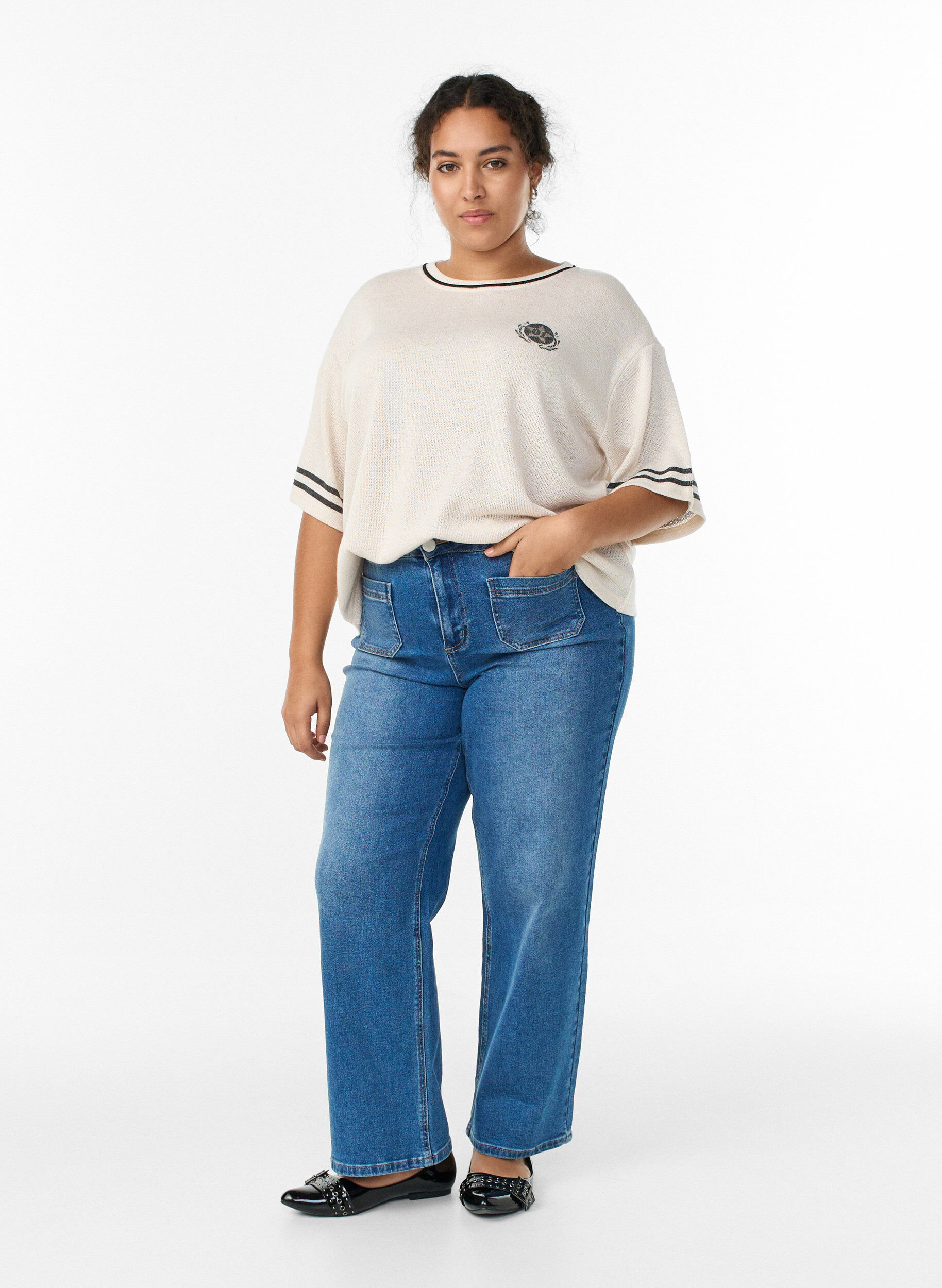 Zizzi Kort&auml;rmad blus med kontrastr&auml;nder, Beige, Model image number 1