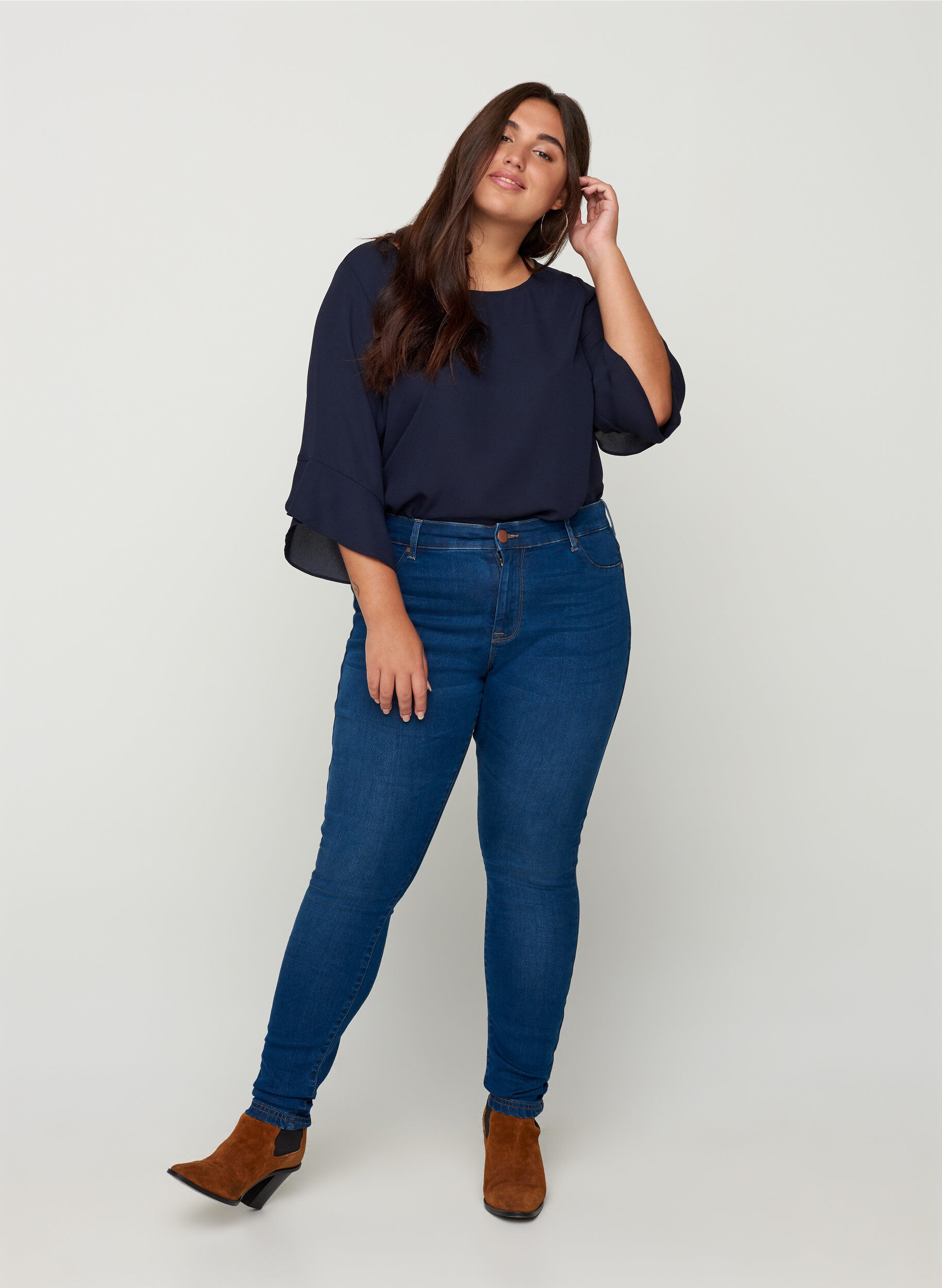 Zizzi Jeggings i bomullsmix, Blue denim, Model image number 3
