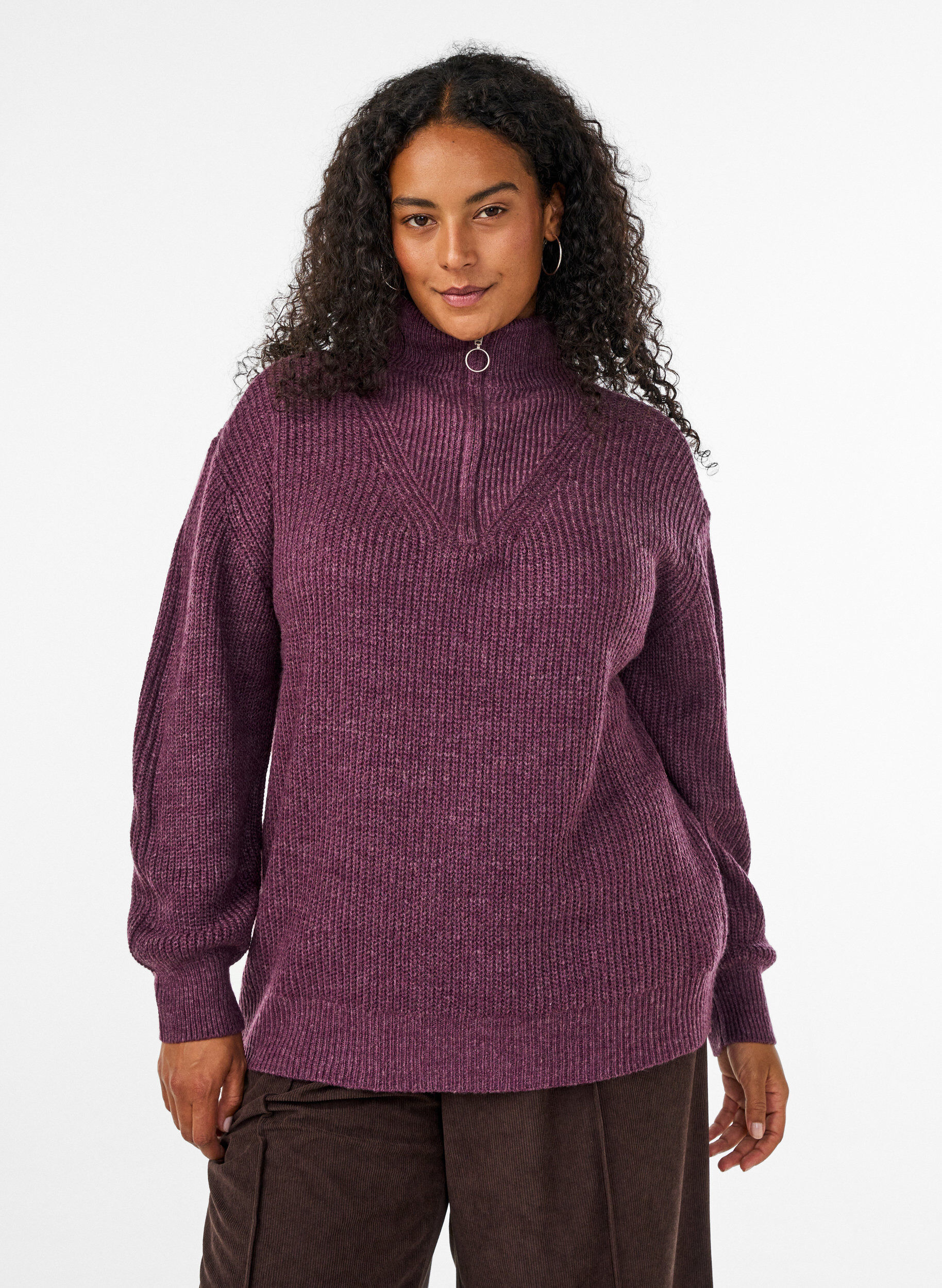 ZizziStickad tr&ouml;ja med h&ouml;g hals och dragkedja, Lila, Model image number 0