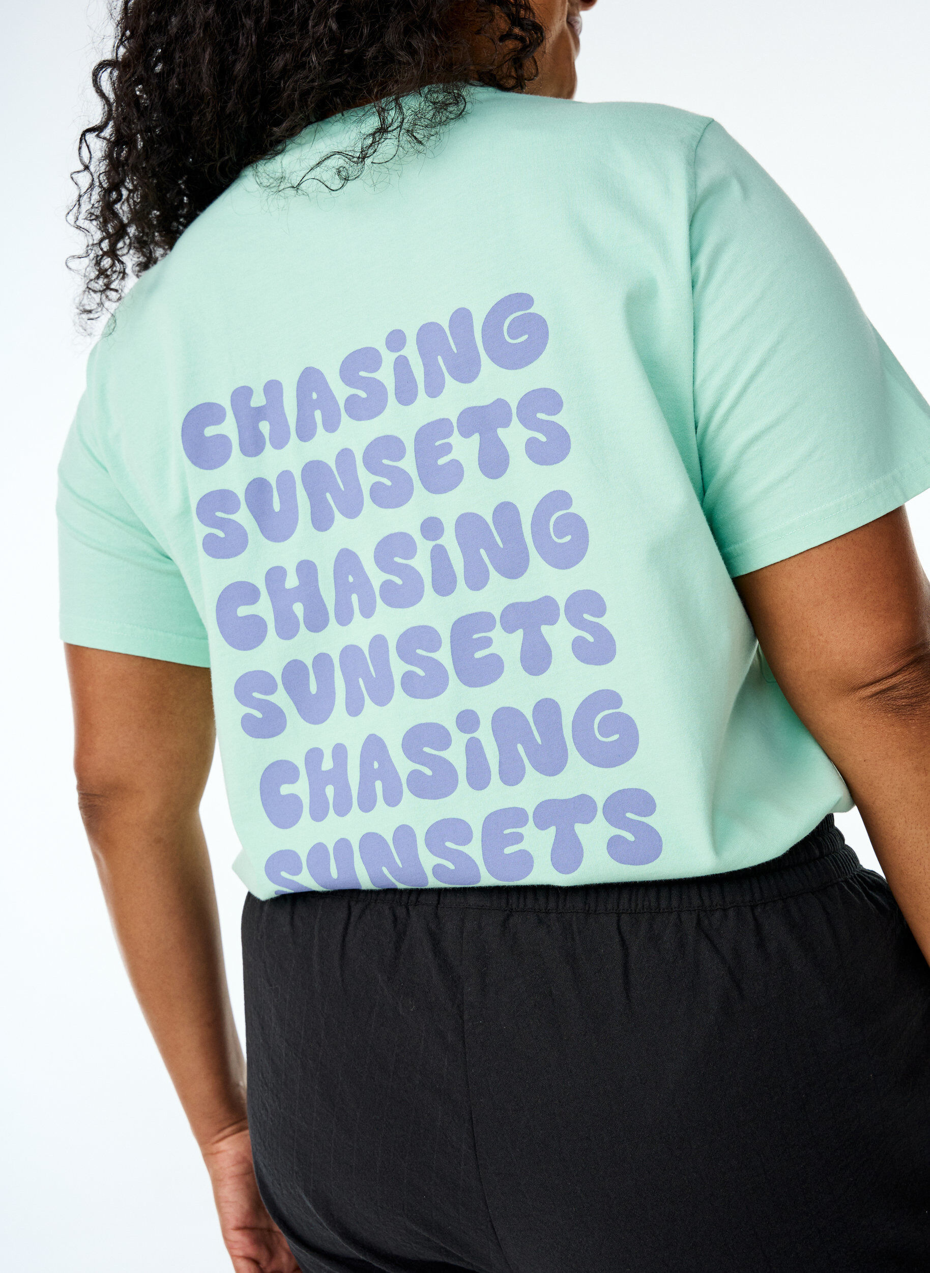 Zizzi T-shirt i ekologisk bomull med tryck p&aring; ryggen, Gr&ouml;n, Model image number 3