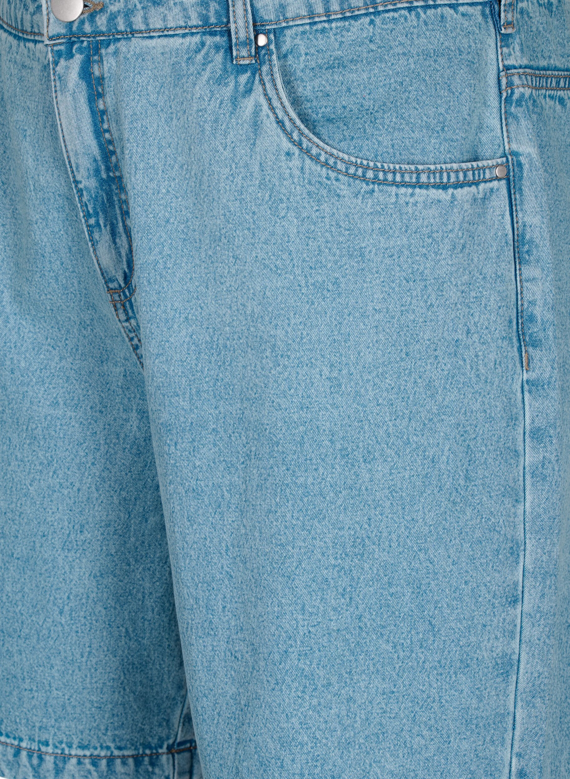 Zizzi Jeansshorts med h&ouml;g midja, Light Blue Denim, Packshot image number 2