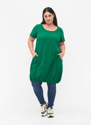 Kortärmad klänning i bomull, Verdant Green, Model image number 2