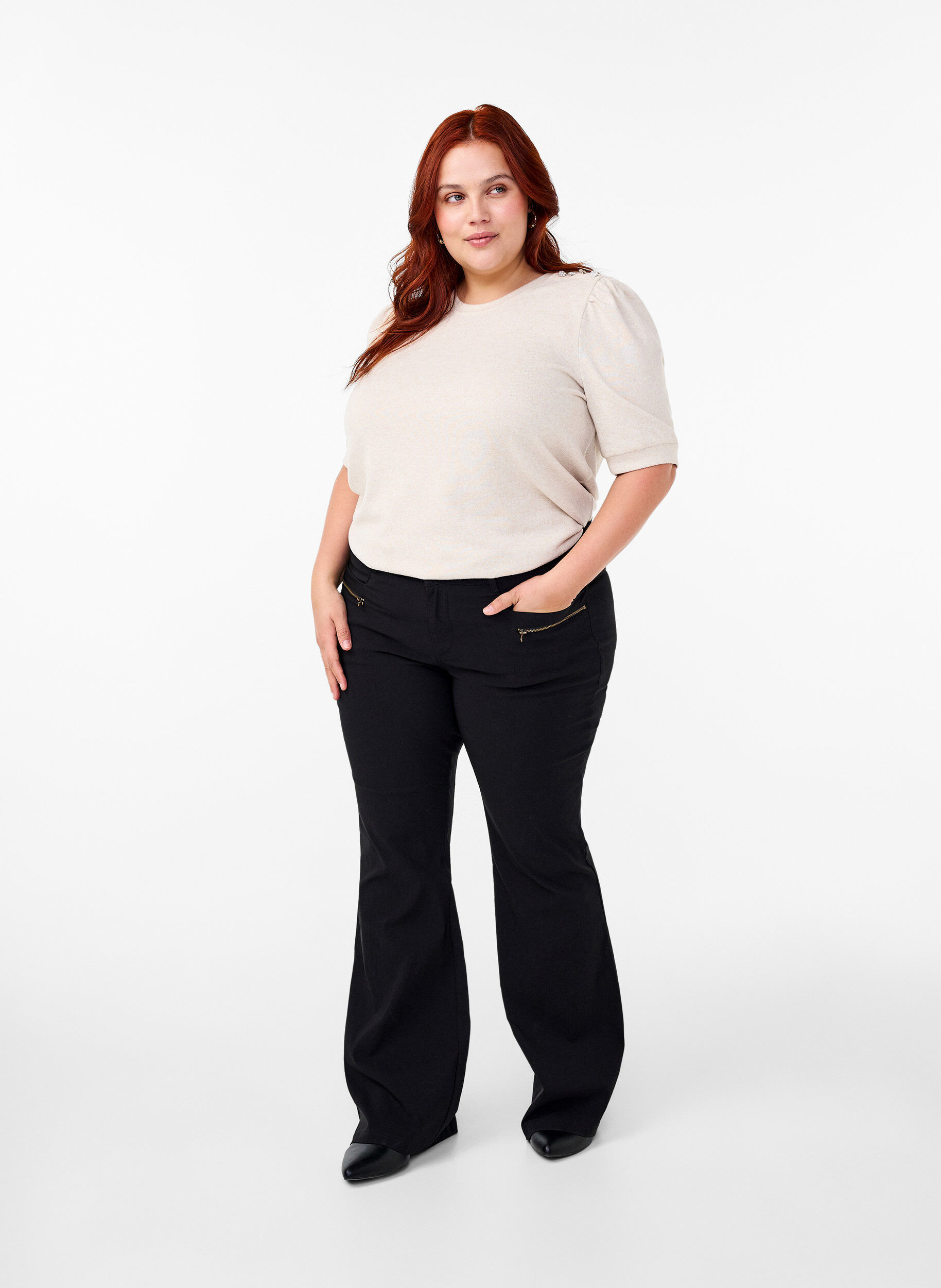 Zizzi Blus med knappdetalj och korta puff&auml;rmar, Beige, Model image number 1