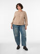 Fl&auml;tstickad kofta med p&auml;rlknappar, Beige, Model image number 1