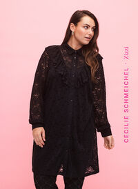 Skjortklänning med spets och volanger, Black, Model