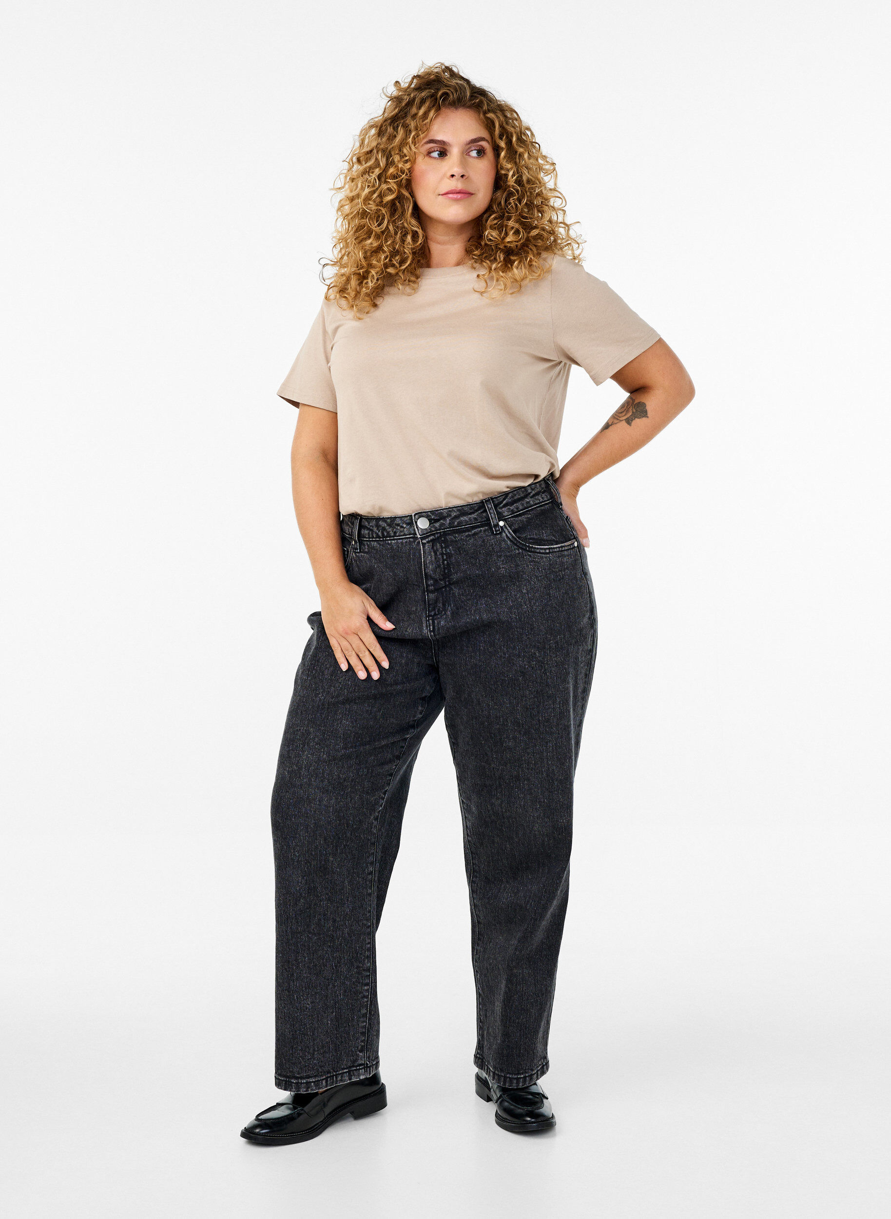 Zizzi Enkel t-shirt i bomull med rund halsringning, Beige, Model image number 1