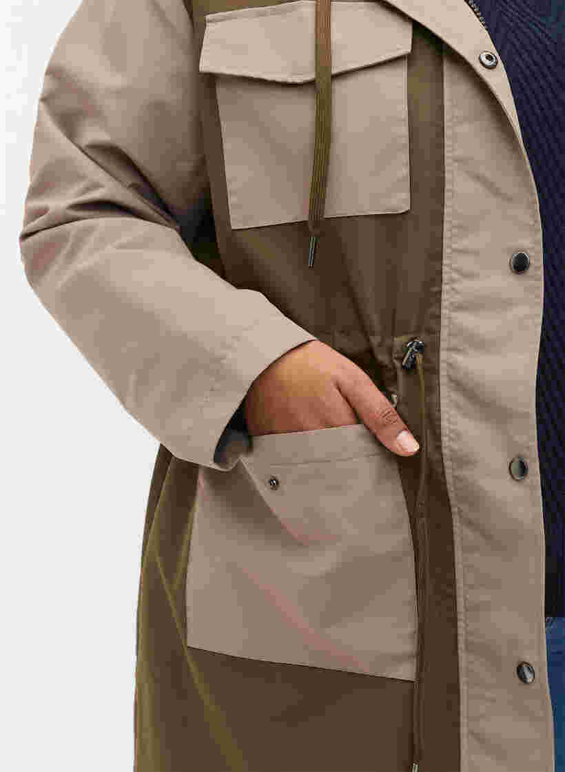 Jacka med kontraster och fickor, Dark Olive Comb., Model image number 2