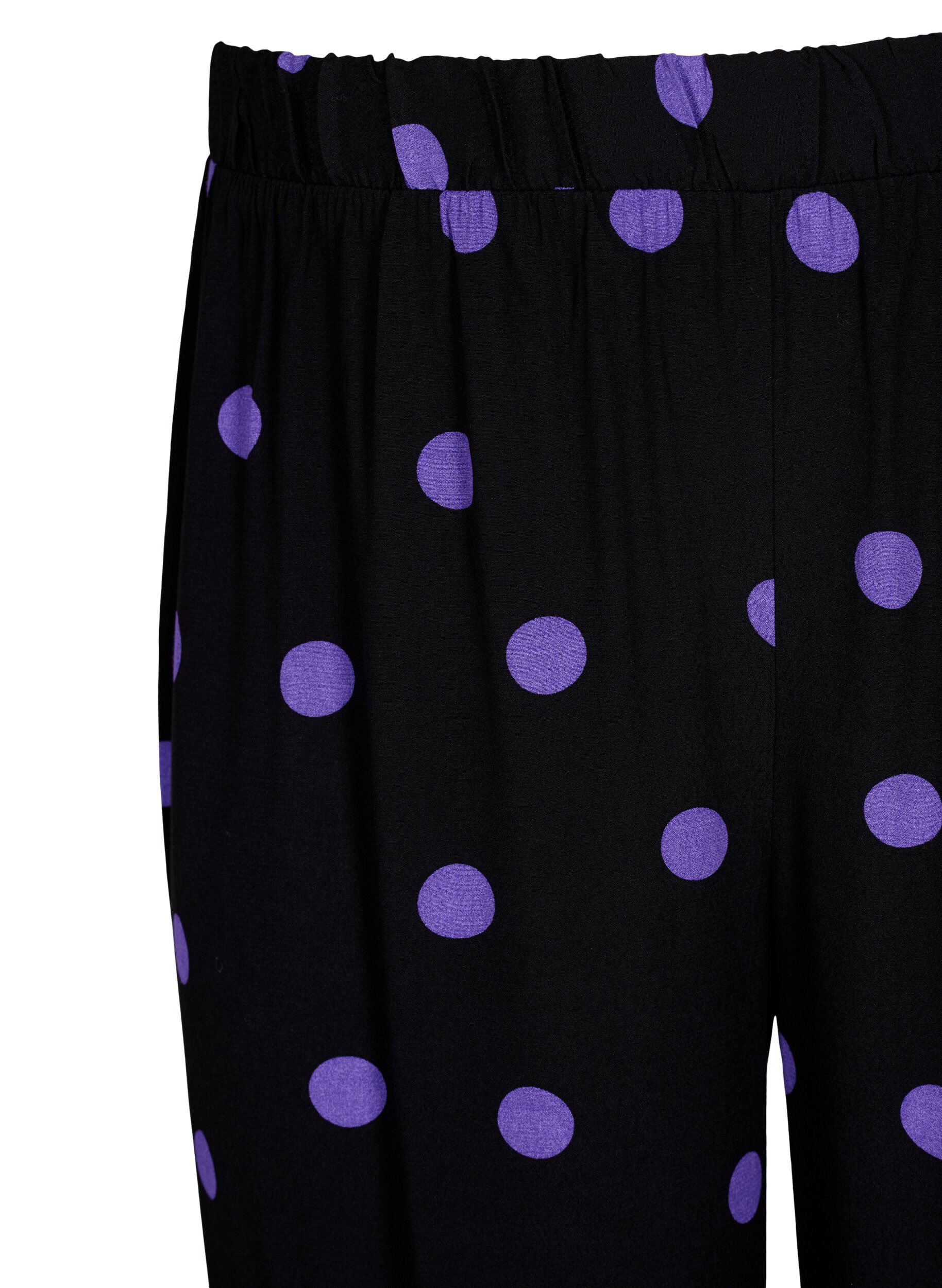 Zizzi Prickiga byxor i viskos, Black w. Purple Dot, Packshot image number 2