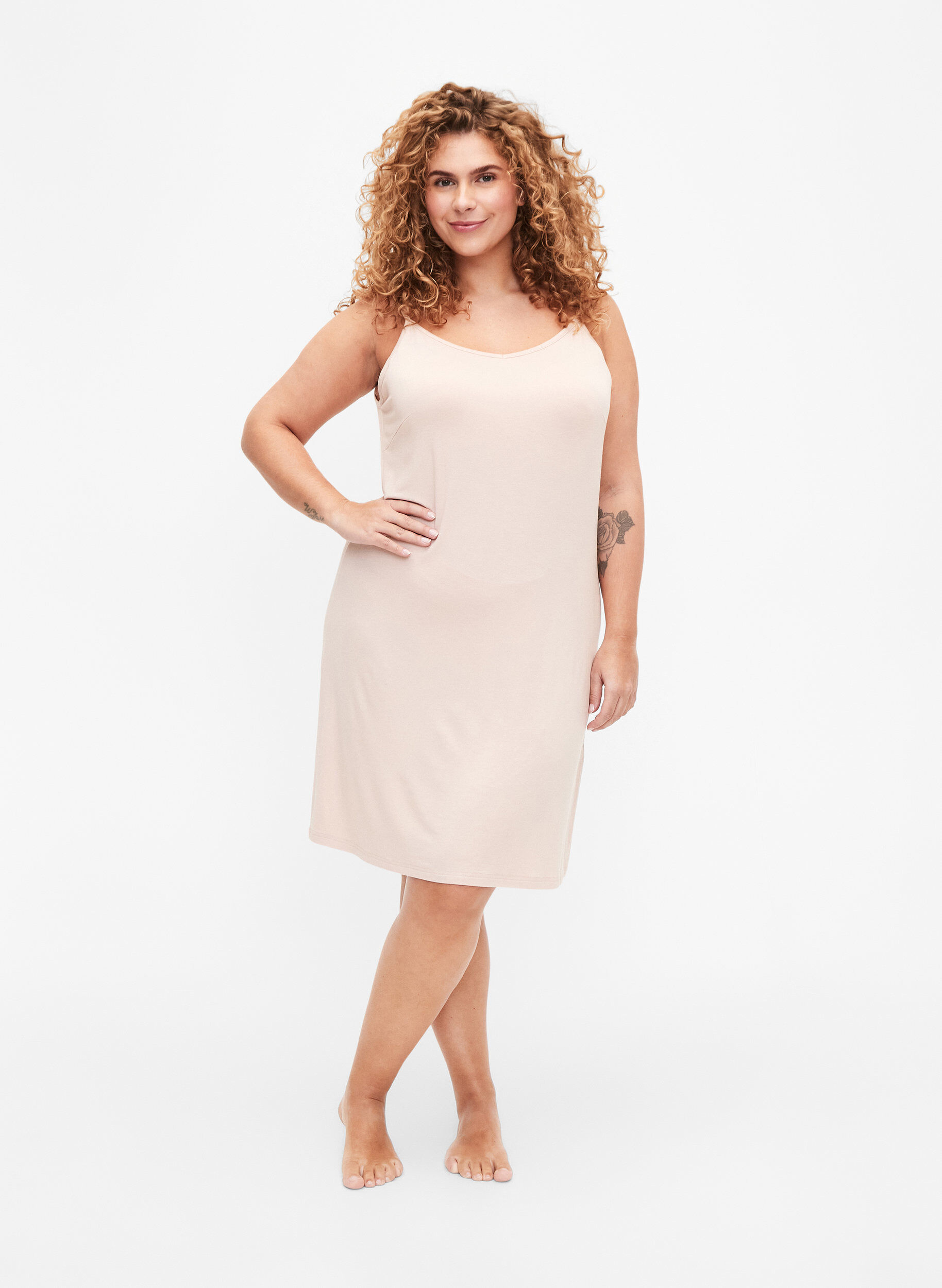 Zizzi Enf&auml;rgad underkl&auml;nning i viskos, Vanilla, Model image number 1