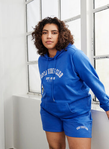 Sweatshirtshorts med fickor, Dazzling Blue, Image image number 0