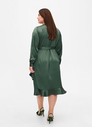 Långärmad omlottklänning i satin, Duck Green, Model image number 1