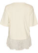 L&ouml;s T-shirt med bred spetskant, Vanilla, Packshot image number 1