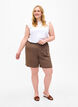 Löst sittande shorts i viskos, Chocolate Chip, Model image number 3