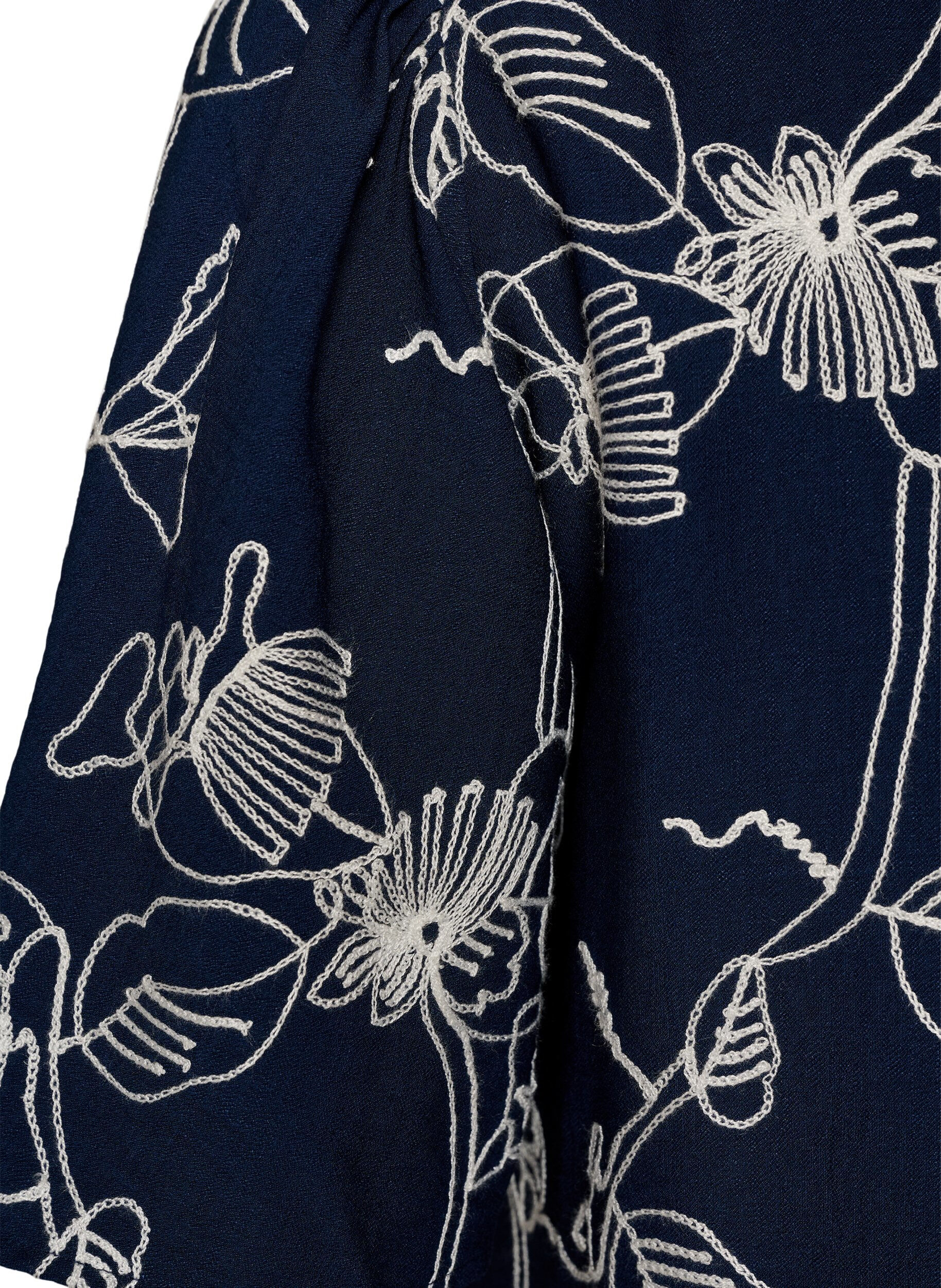 ZizziKort A-linjeformad kl&auml;nning med broderat m&ouml;nster, Bl&aring;, Packshot image number 3