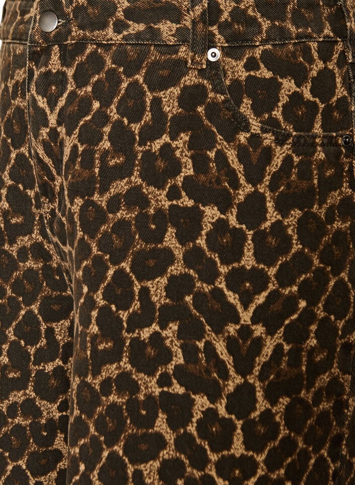 Leopardm&ouml;nstrade jeansshorts i bermuda-modell, Brun, Packshot image number 2
