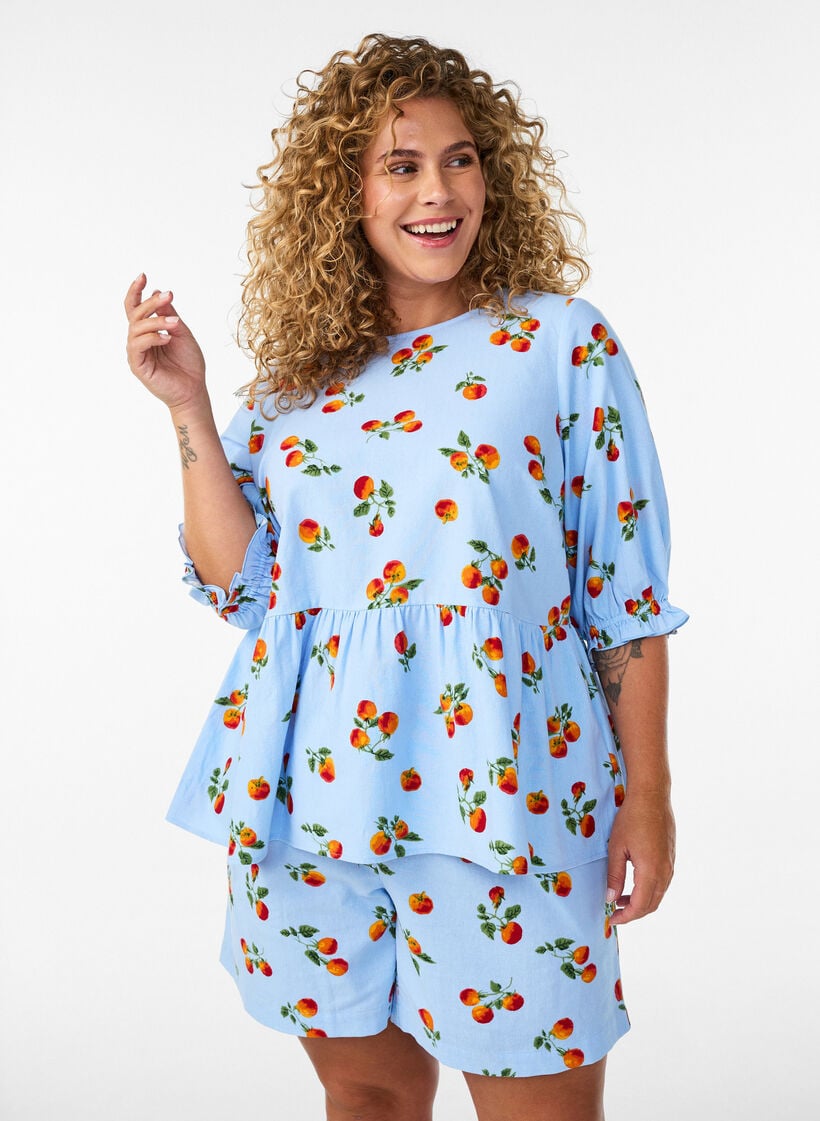 Shorts i bomull med tomatm&ouml;nster och h&ouml;g midja, Bl&aring;, Model image number 3