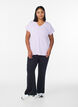 Tr&auml;nings t-shirt med v-ringning och l&ouml;s passform, Lila, Model image number 1