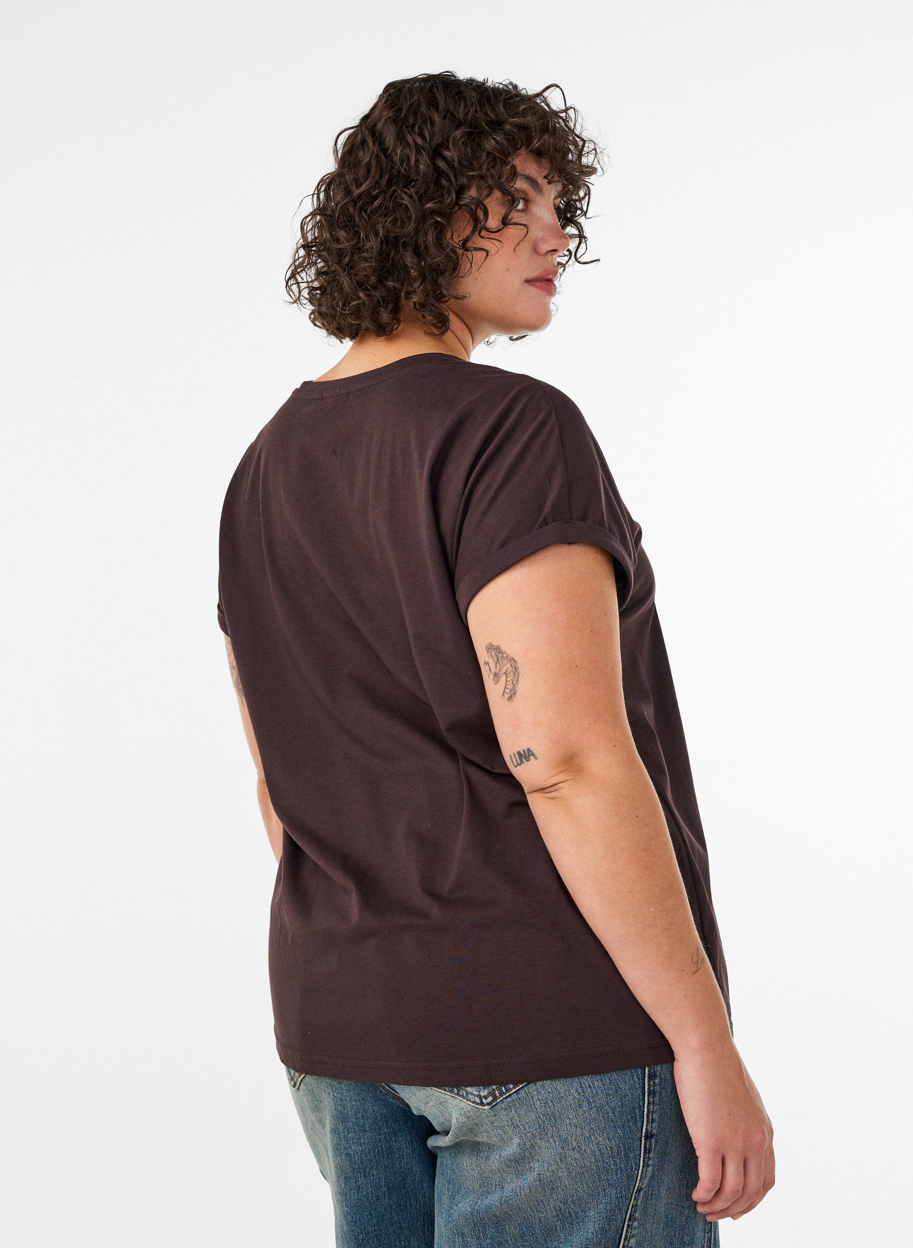 ZizziT-shirt med dekorativt tryck framtill, Brun, Model image number 2