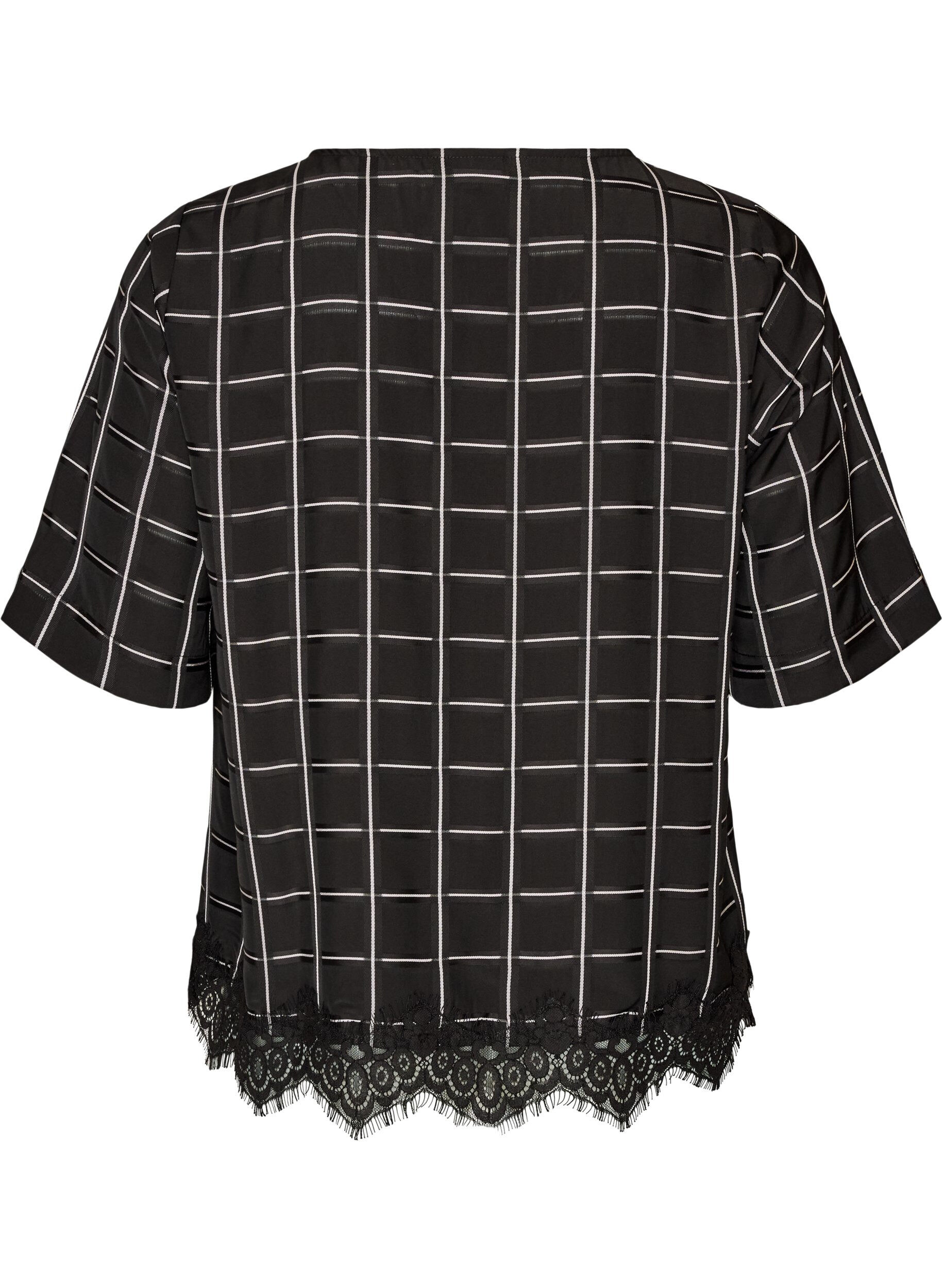 ZizziRutig blus med spetskant och armb&aring;gsl&aring;nga &auml;rmar, Svart, Packshot image number 1