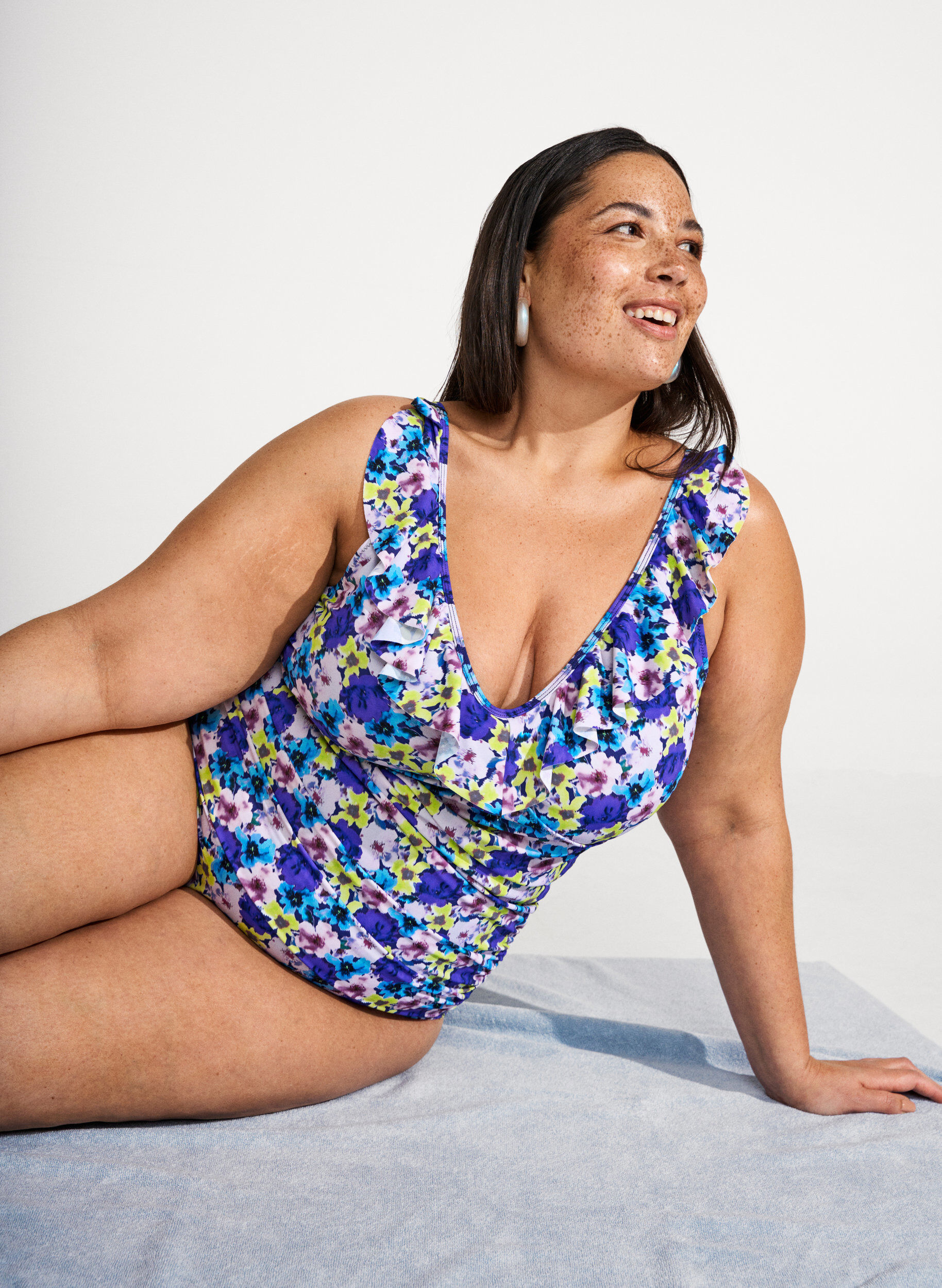 Zizzi Badkl&auml;der med blomm&ouml;nster, volanger och urtagbara kupor, Lila, Image image number 0