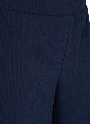 Lösa shorts i tyg med struktur, Navy Blazer, Packshot image number 2