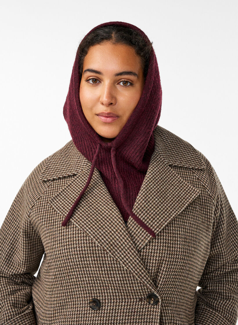 Stickad balaklava med dragsko, Mörk Bordeaux, Model image number 0
