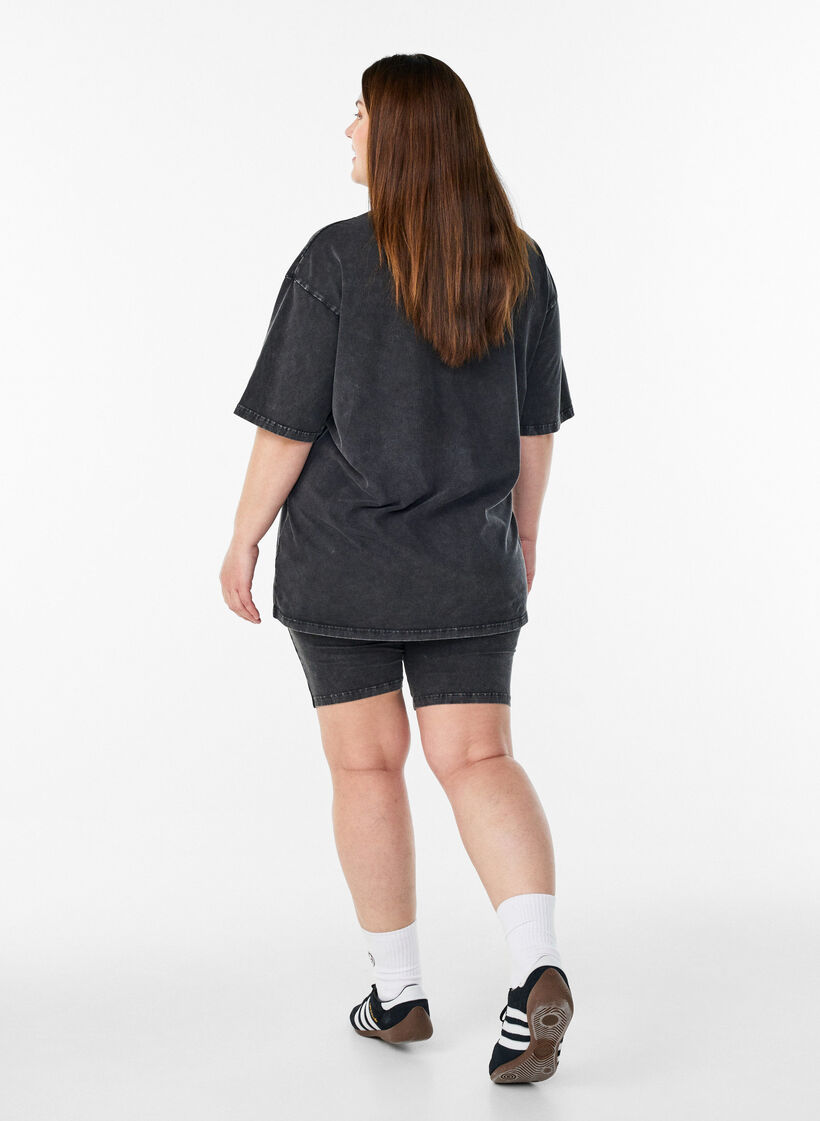 Figurn&auml;ra shorts i jersey med en tv&auml;ttad effekt, Svart, Model image number 1