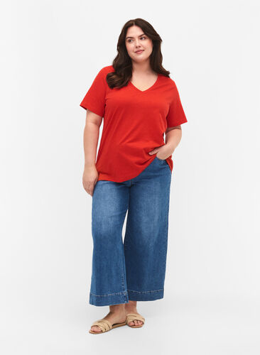 V-ringad bas t-shirt med korta ärmar, Flame Scarlet, Model image number 2