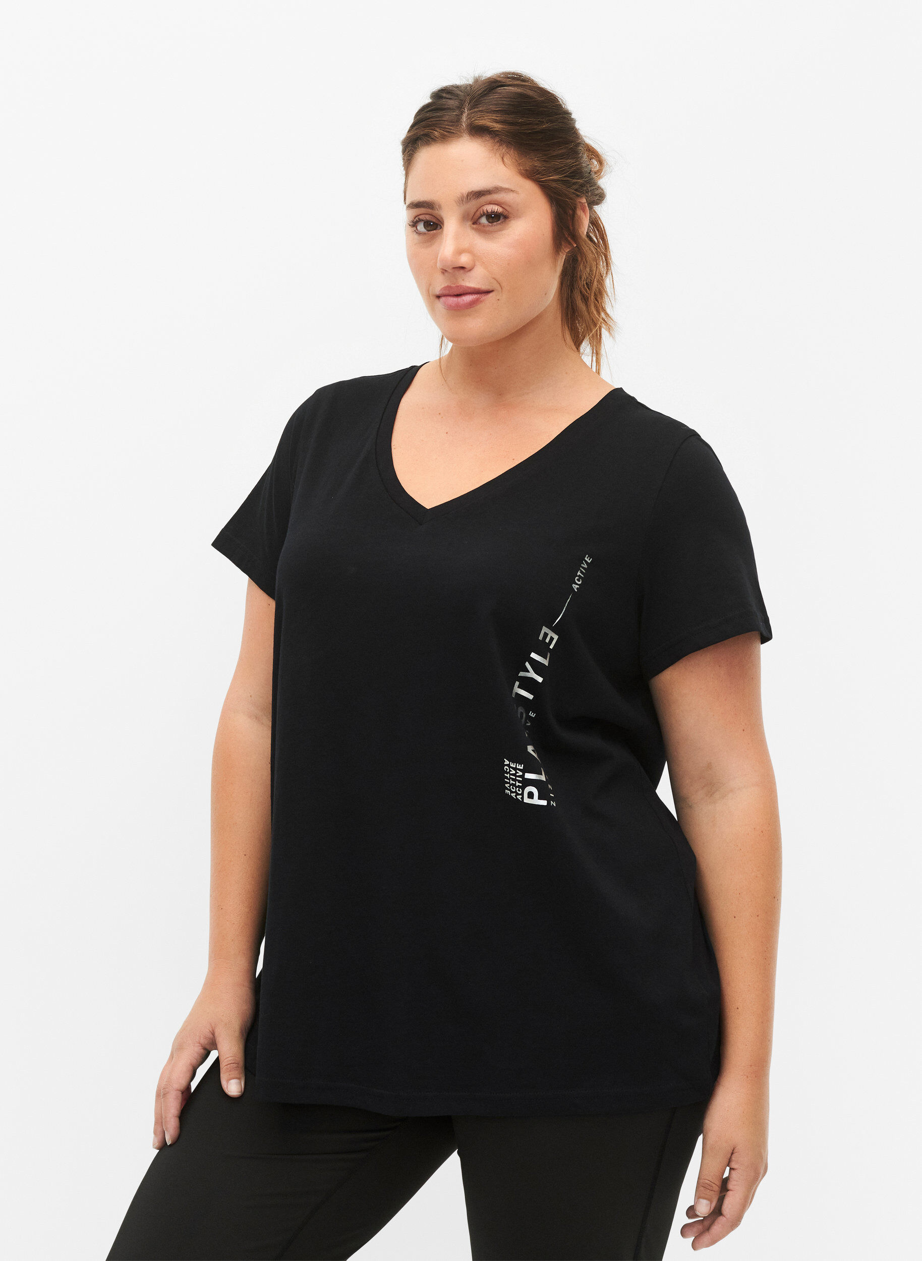 Zizzi Tr&auml;nings t-shirt i bomull med tryck, Black w. Playstyle, Model image number 0