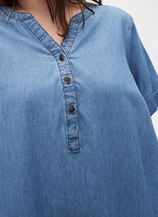 Denimklänning med slits och korta ärmar, Blue denim, Model image number 2