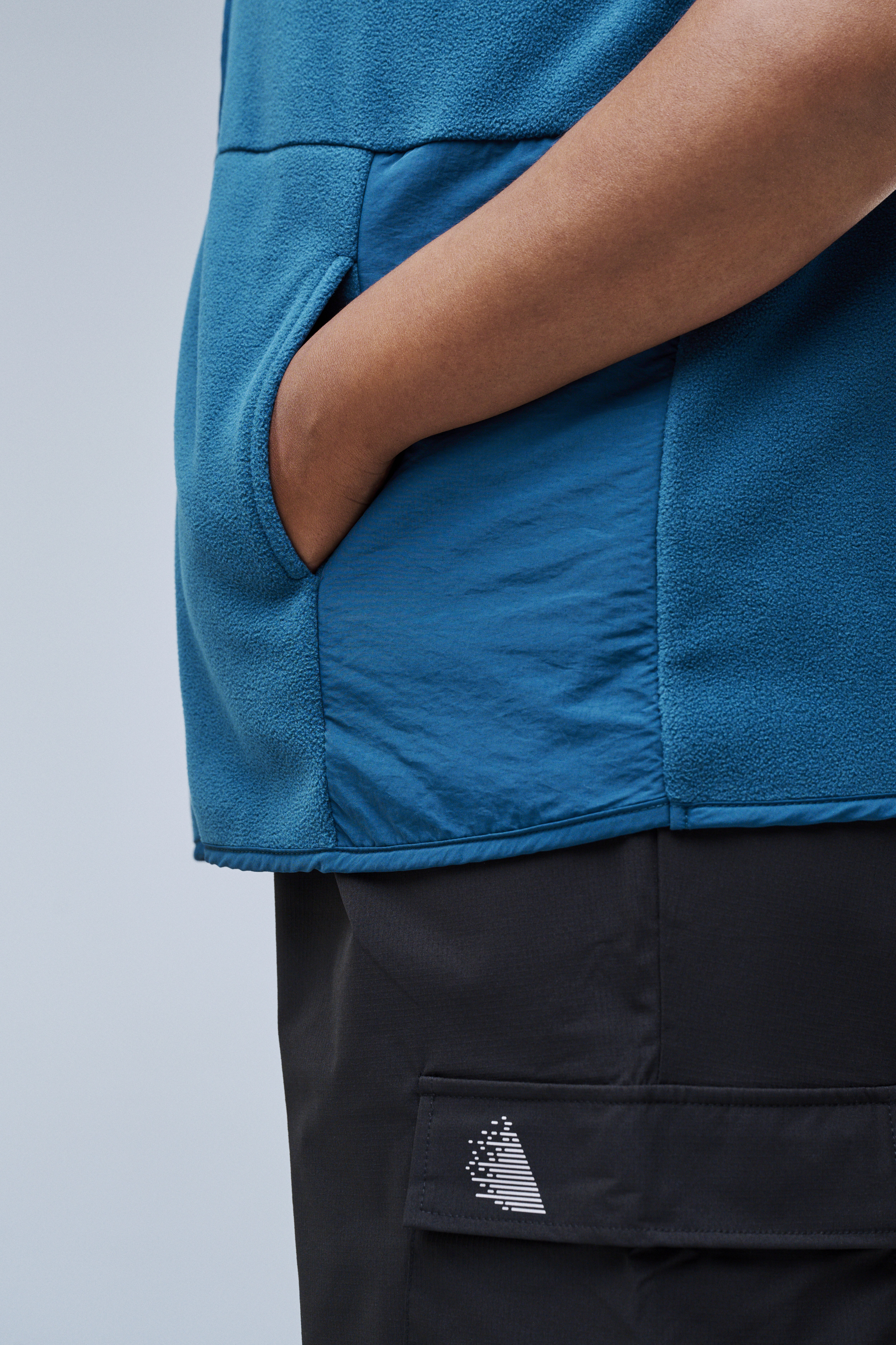 Zizzi H&ouml;ghalsad v&auml;st, , Model